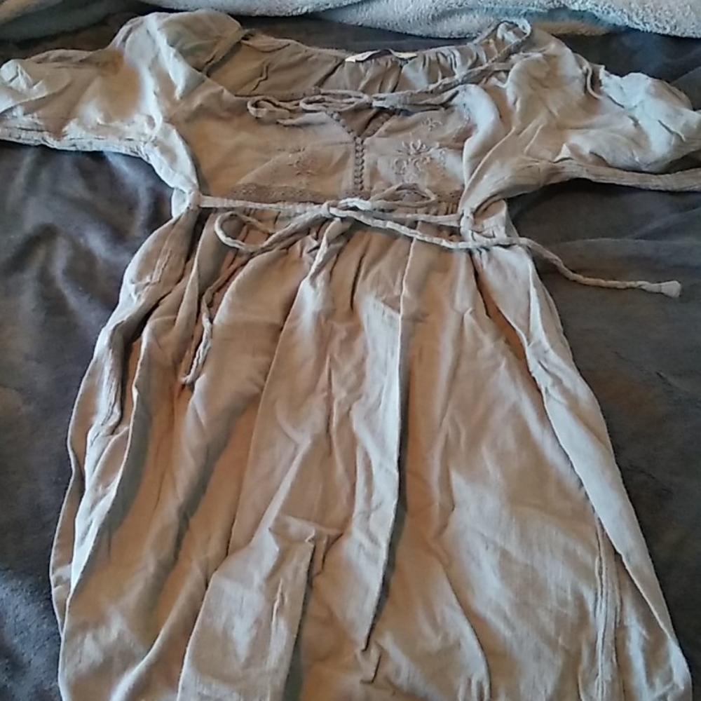 Gray shirt/dress